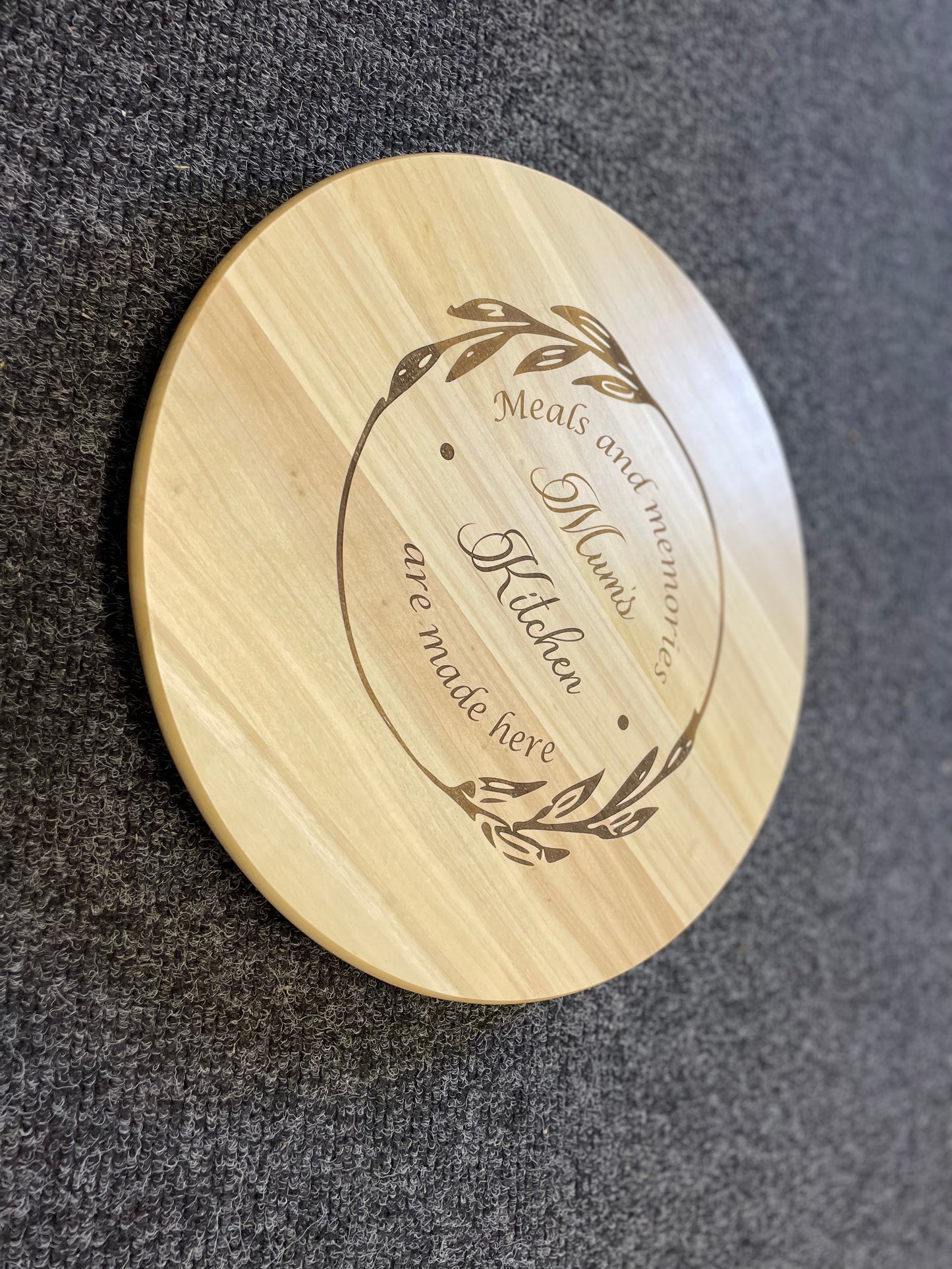 lazy Susan ‘mum’ serving board - Personalised engraved round board - rotating serving board- Mother’s Day gift - mum gift - mum present